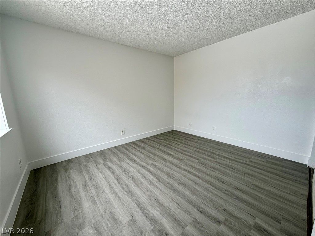2212 Tall Pine Drive — photo 5
