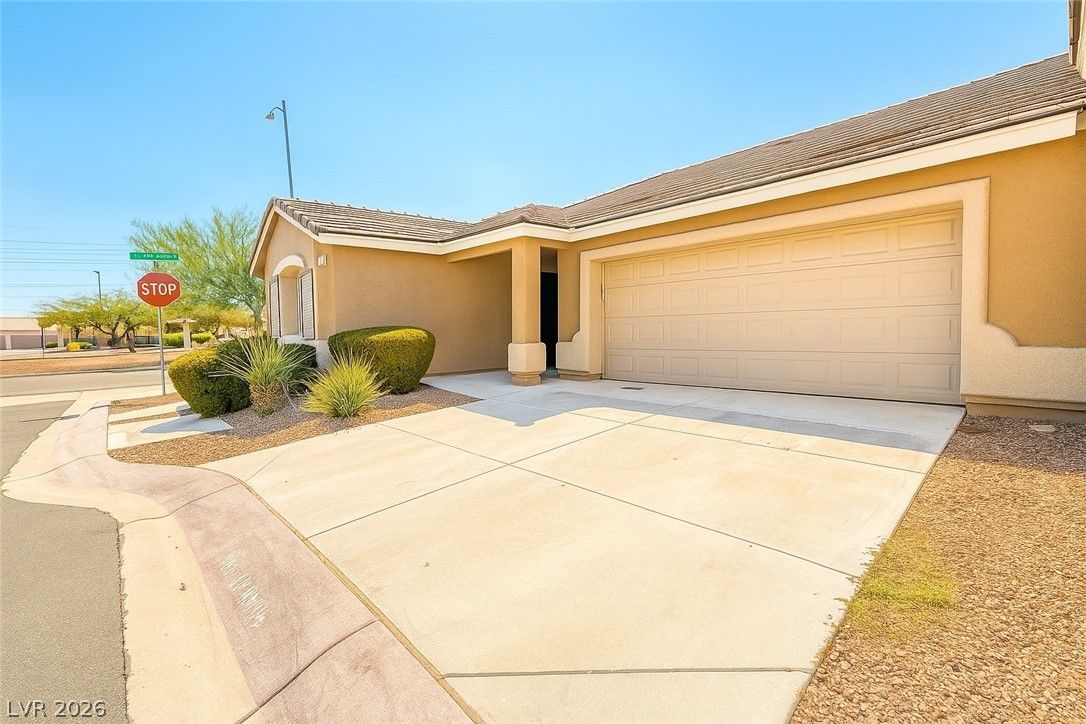 4837 Raw Umber Court — photo 1