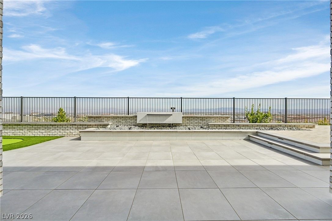 472 Sand Dune Arch Street — photo 5 of 43