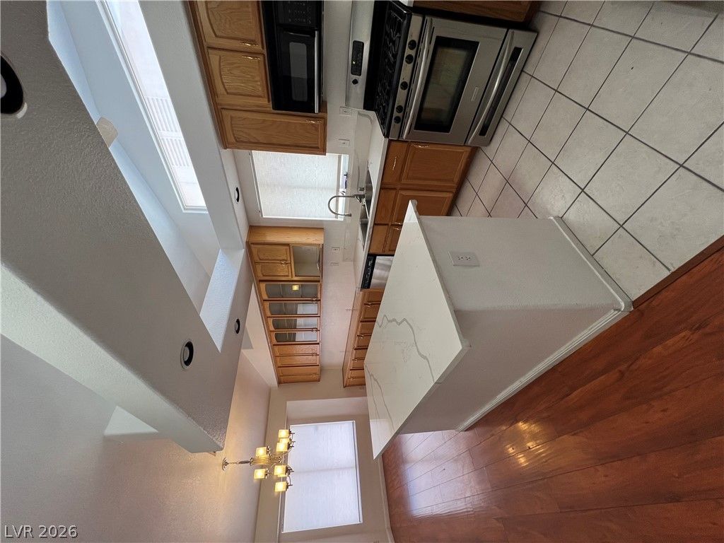 9770 Silver Dew Street — photo 3