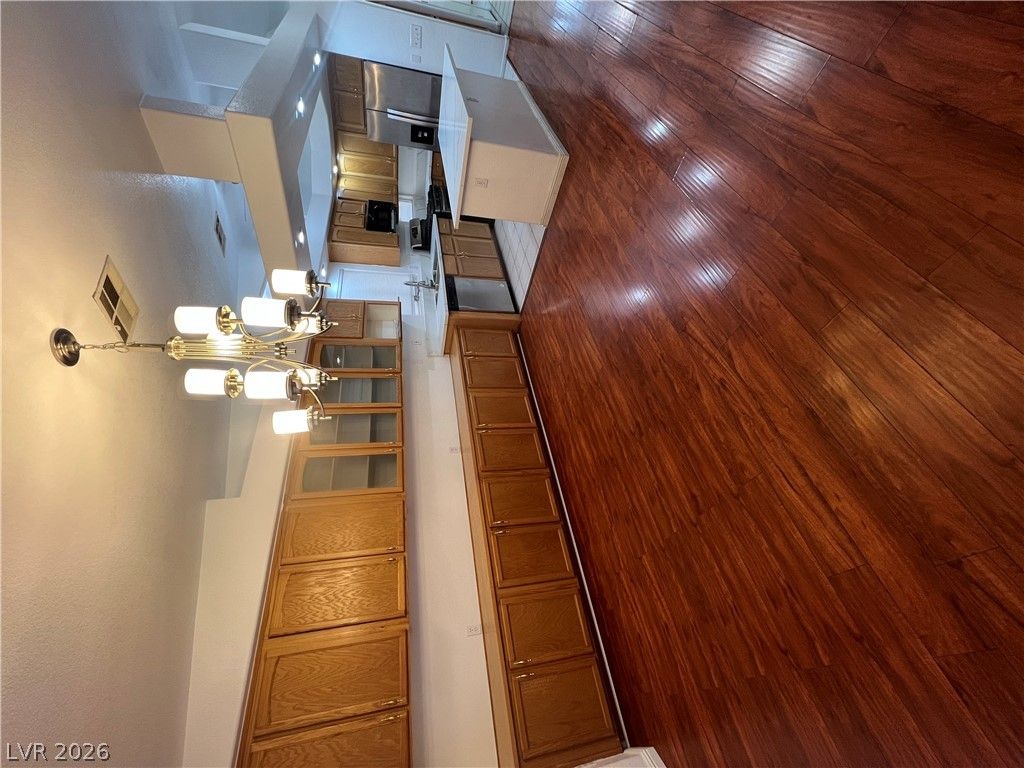 9770 Silver Dew Street — photo 4