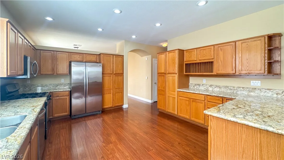 10724 Windrose Point Avenue — photo 5