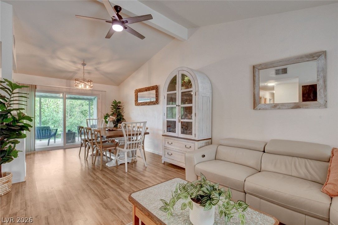 517 Tara Court — photo 3