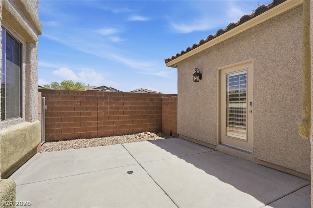 9952 Madison Walk Avenue — photo 3
