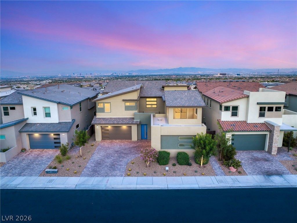 424 Crown Mesa Avenue — photo 4