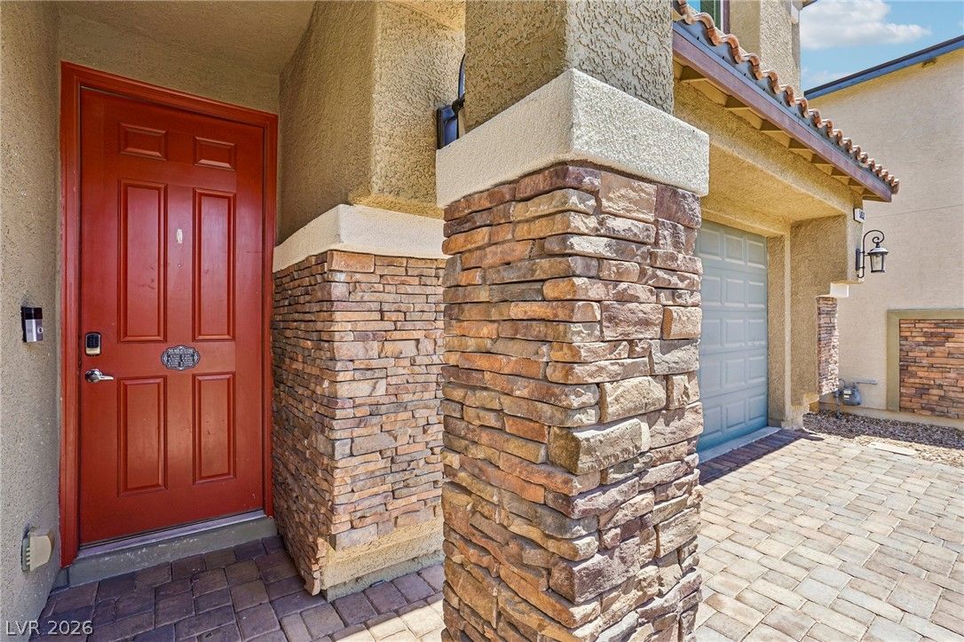 5852 Beluga Bay Street — photo 2