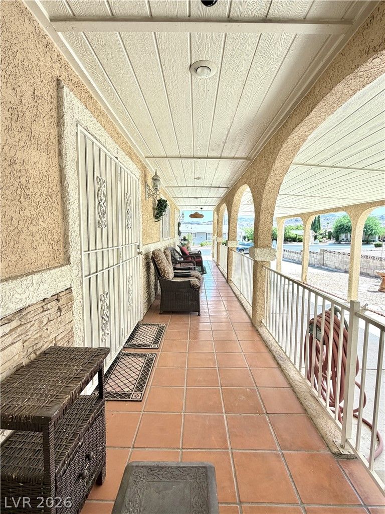 1275 Dean Court — photo 2