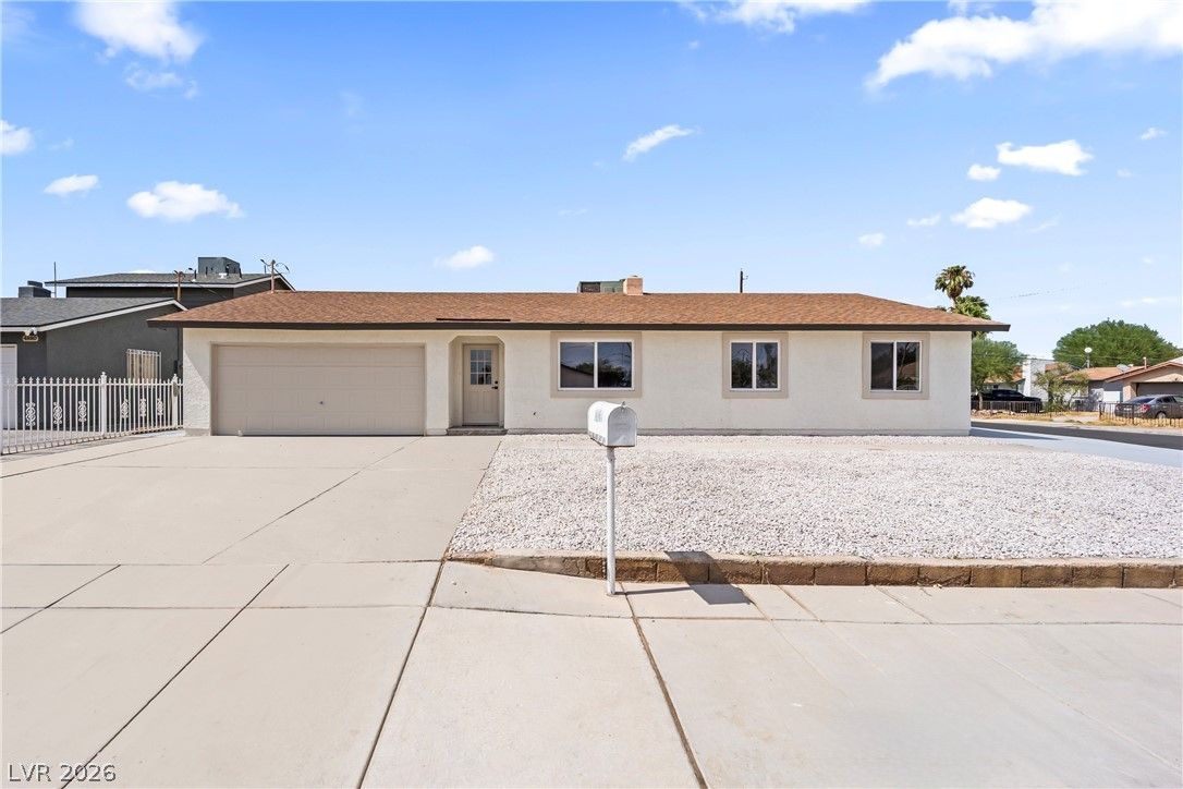4890 Idaho Avenue — photo 1 of 15