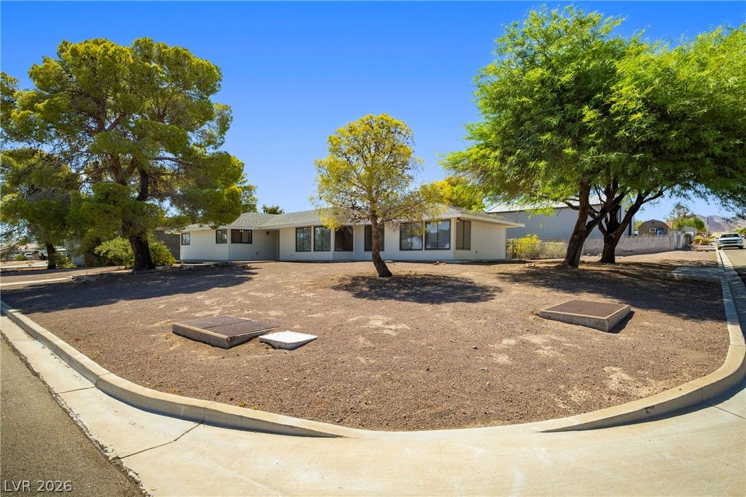 181 West Middleton Drive — photo 3