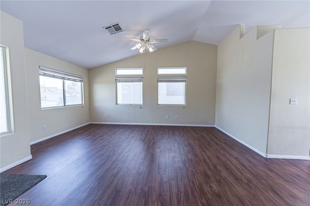 6300 Maxwood Court — photo 3