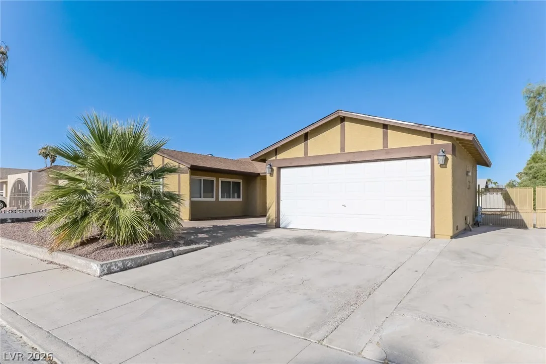 5366 Ravendale Circle — photo 3