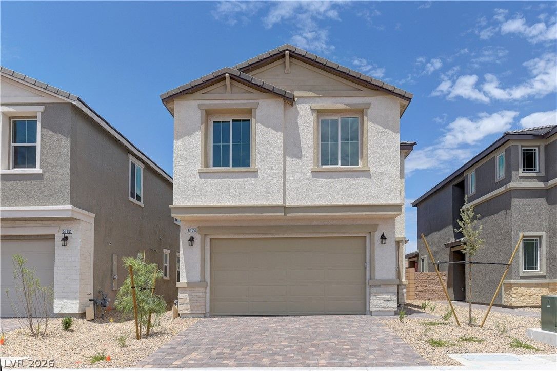 5174 Olga Manor Avenue — photo 1