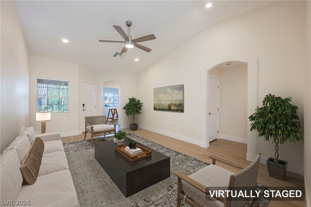 9260 Lopseed Court — photo 2