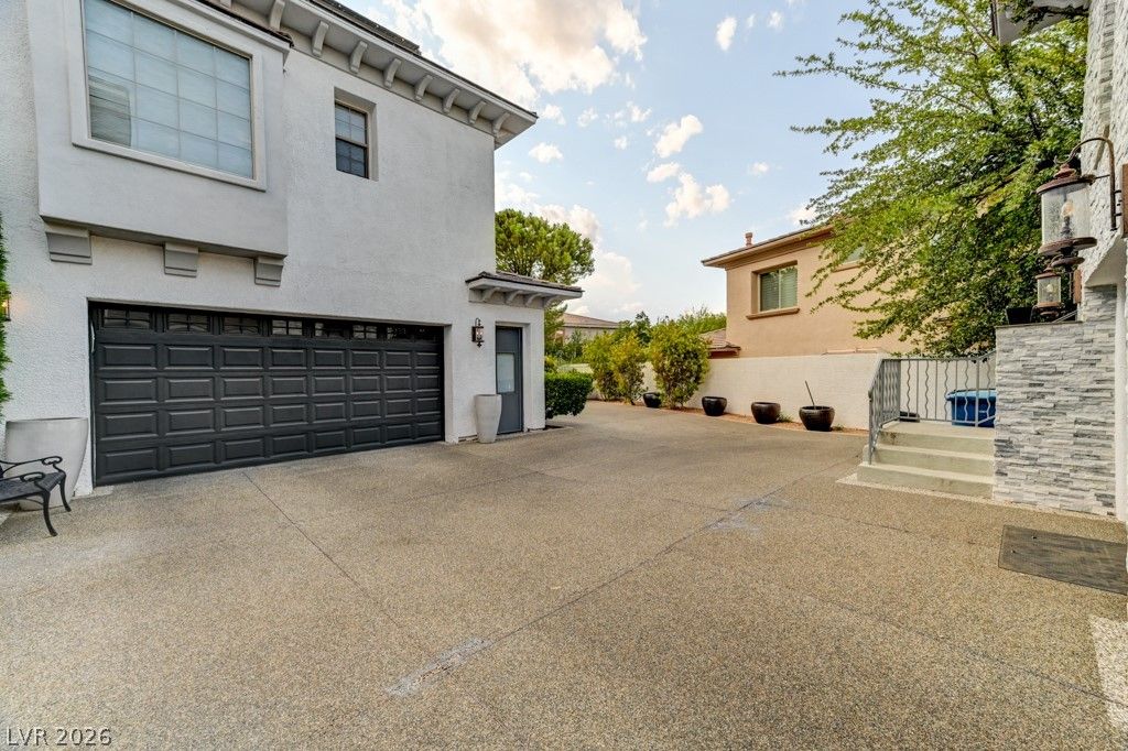 10212 Stone Briar Court — photo 4