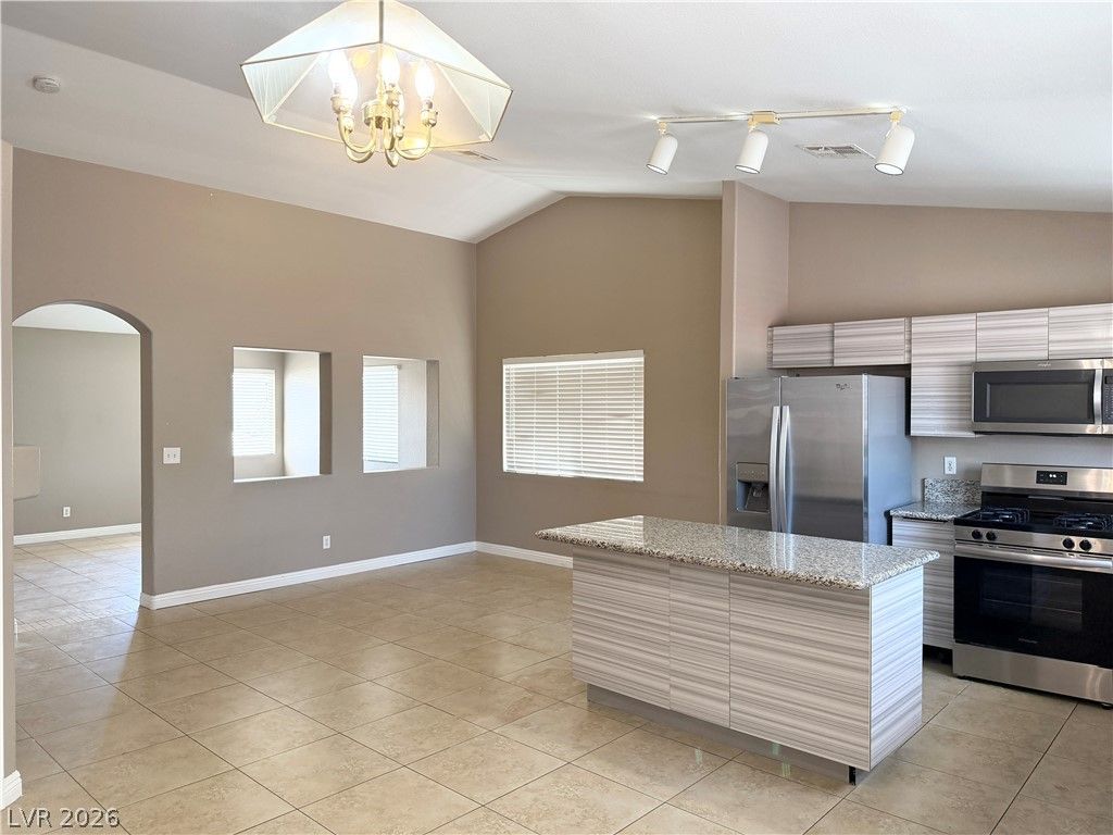 2134 Pescara Court — photo 5 of 18