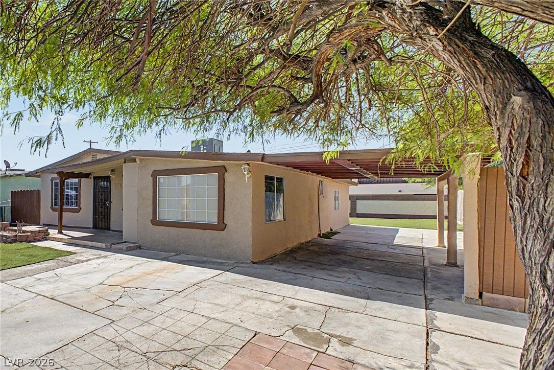 4012 Butte Circle — photo 4 of 31
