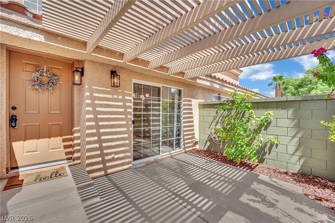 2820 Dawn Crossing Drive — photo 2