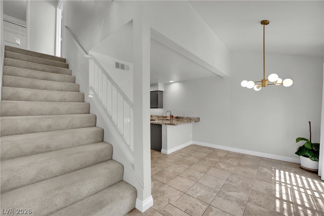 2820 Dawn Crossing Drive — photo 5
