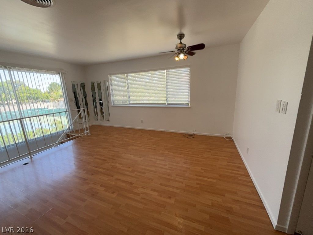 1377 Lorilyn Avenue 4 — photo 2 of 13