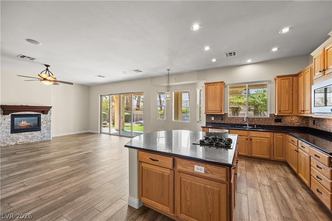 7744 Villa Andrade Avenue — photo 3