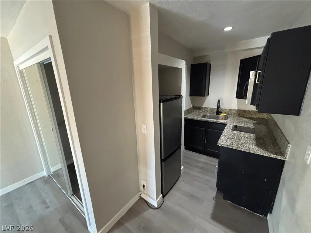 1401 East Carson Avenue 13 — photo 4