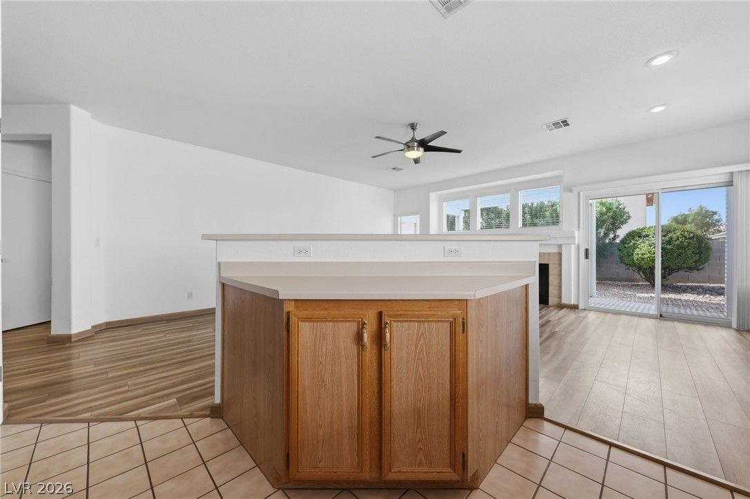 7909 Pinnochio Avenue — photo 5 of 32