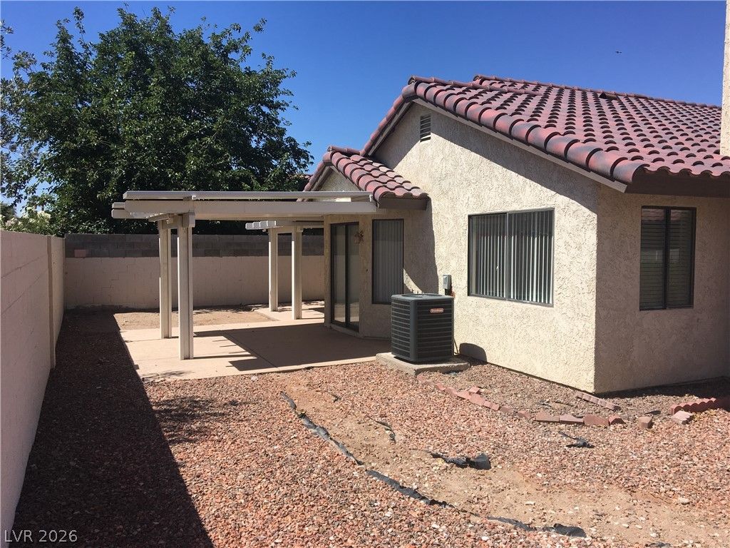 3966 AVOCADO Drive n/a — photo 4 of 12