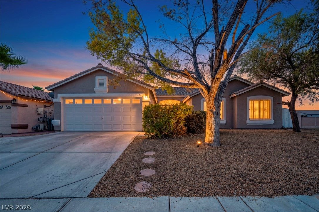 129 Honey Locust Drive — photo 1