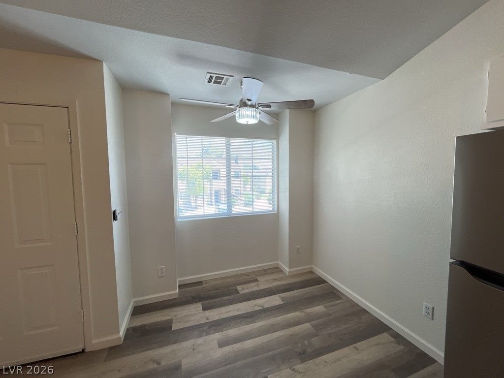 4623 Krissylouise Way D — photo 5 of 13