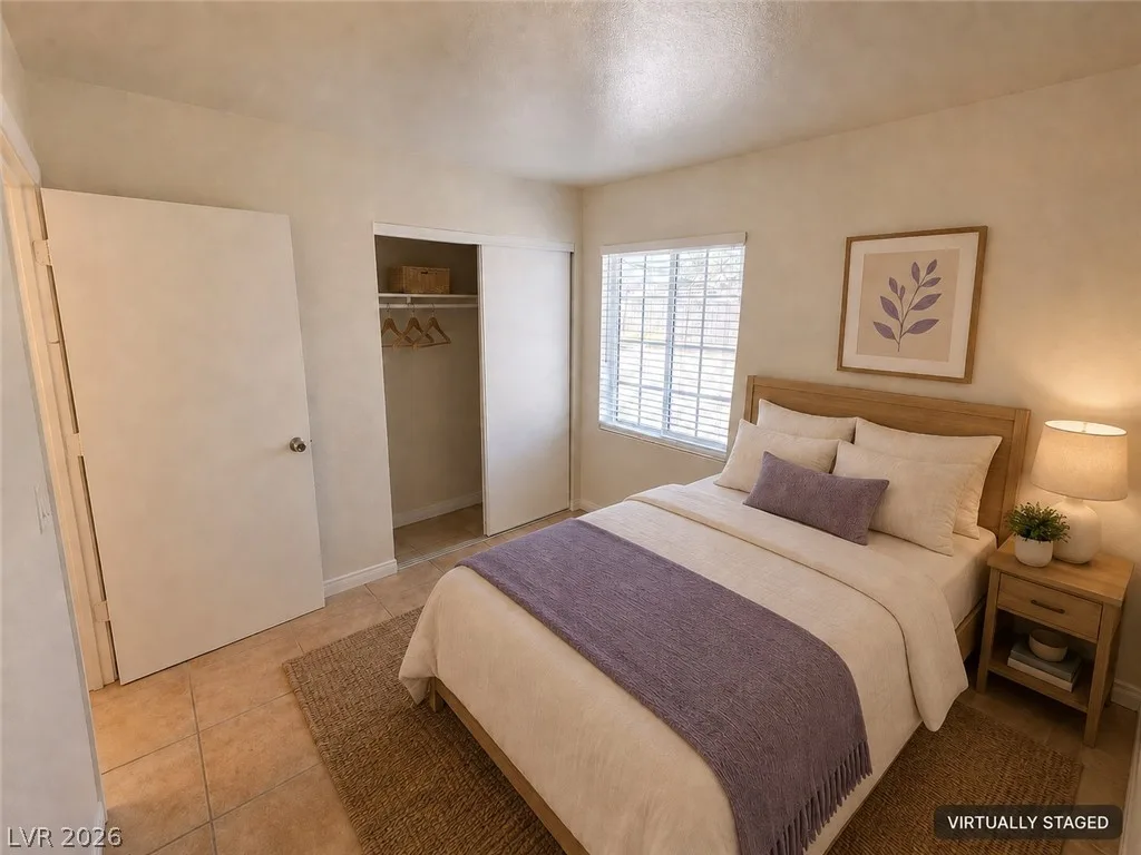 1420 Putnam Avenue 4 — photo 4 of 9
