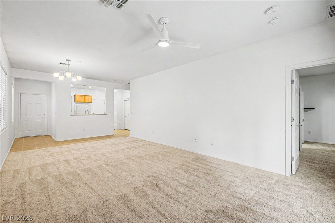 2539 EVENING TWILIGHT Avenue — photo 3