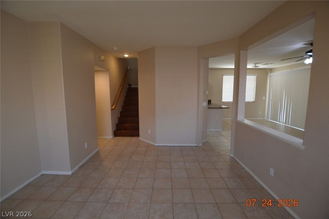 10656 Primrose Arbor Avenue — photo 3