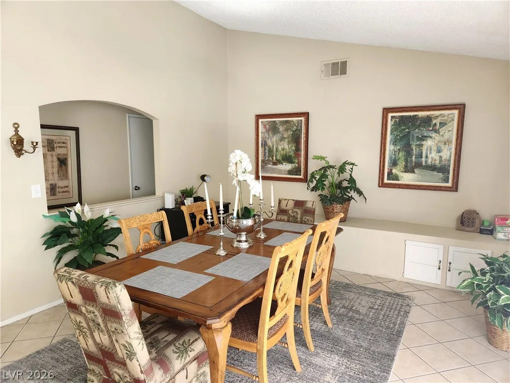 3332 Canyon Lake Drive — photo 3