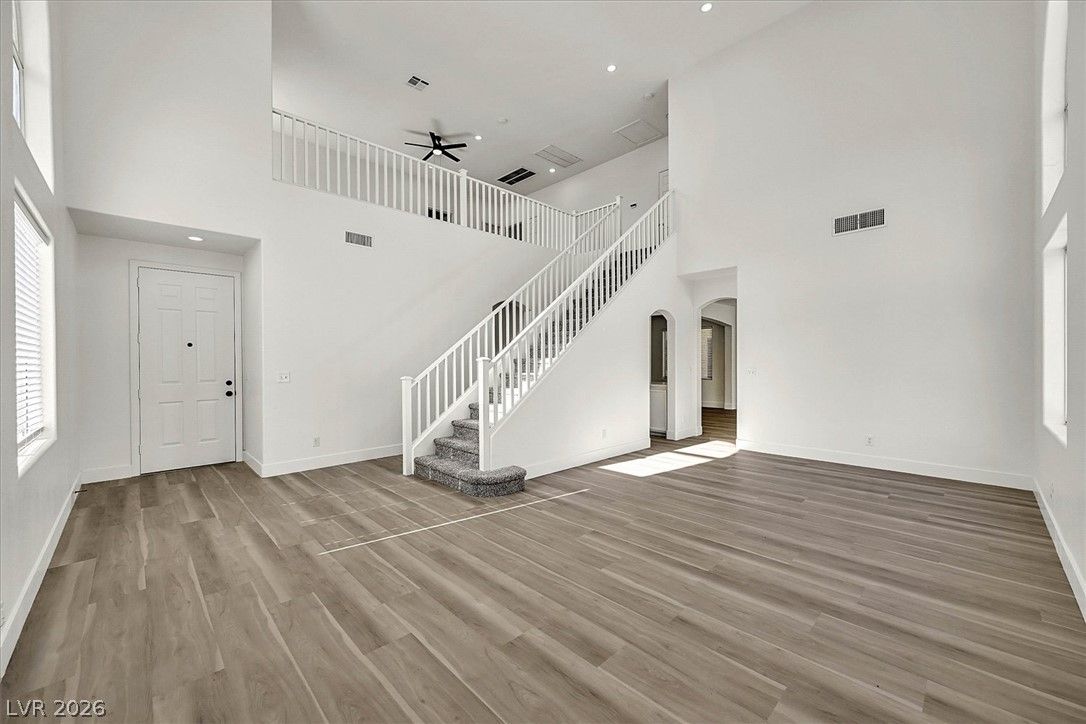 709 East La Madre Way — photo 5