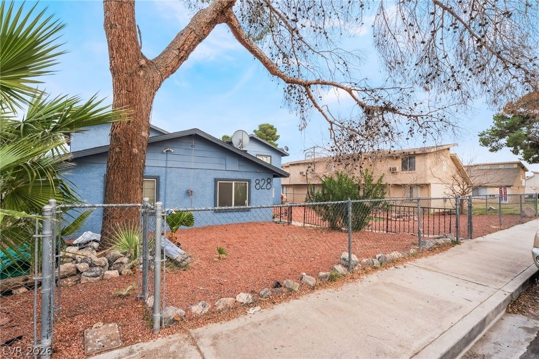 828 Sagman Street — photo 3