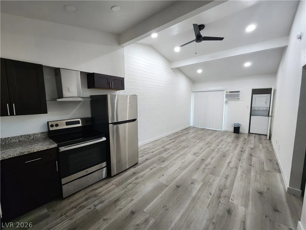 211 South 13th Street 4 — photo 4