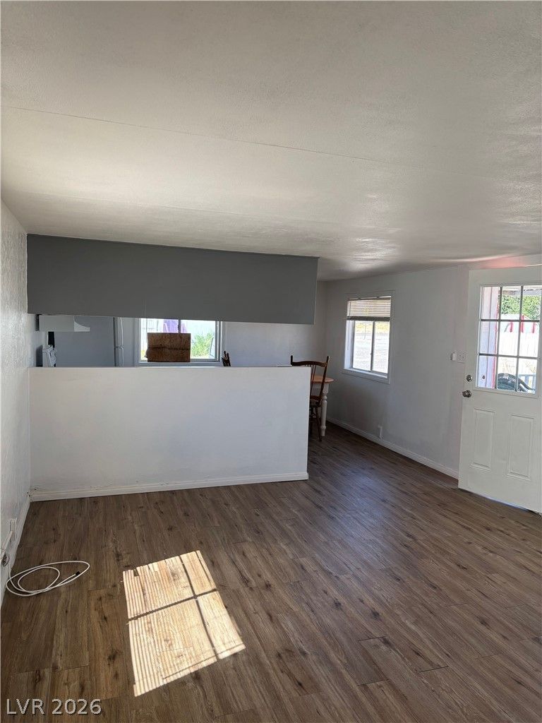 921 First Street 4 — photo 4 of 4