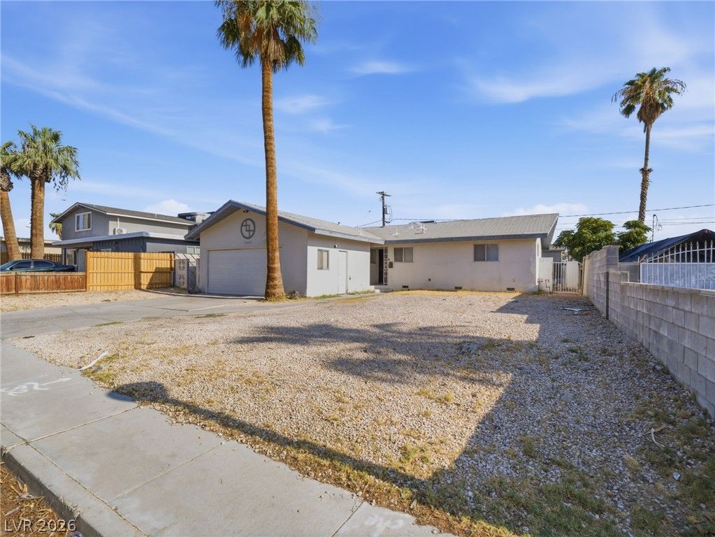 1810 Renada Circle — photo 2