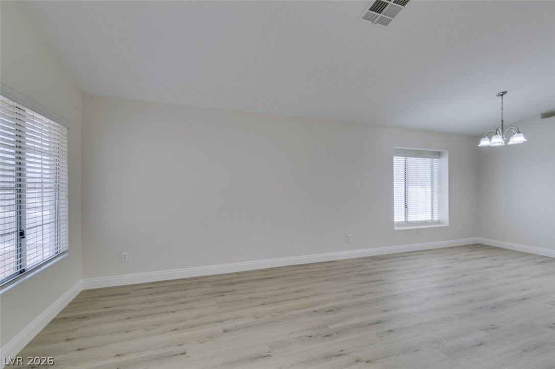 5316 Clouds Rest Avenue — photo 4