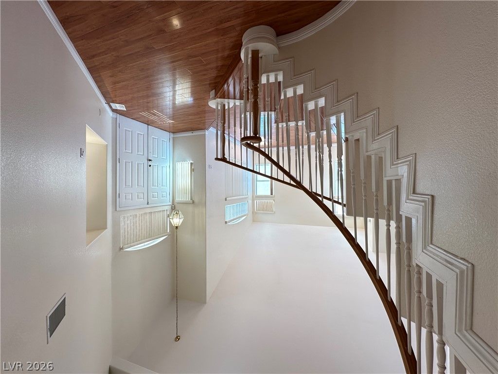 9242 Snow Flower Avenue — photo 3