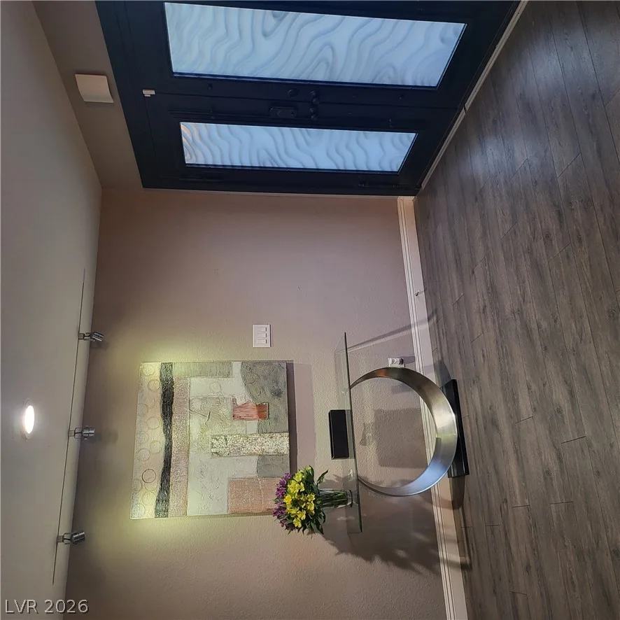 2917 Colanthe Avenue — photo 4
