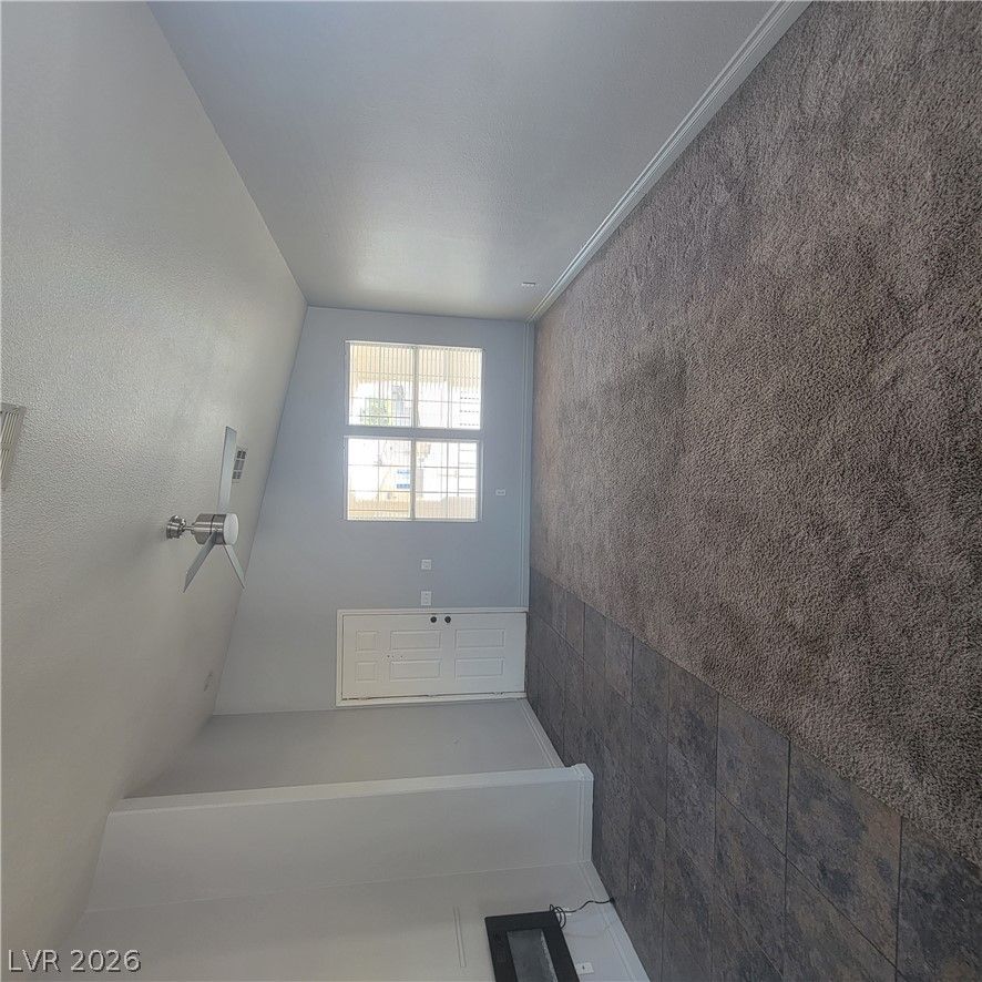 5916 Kenmore Street — photo 3 of 28