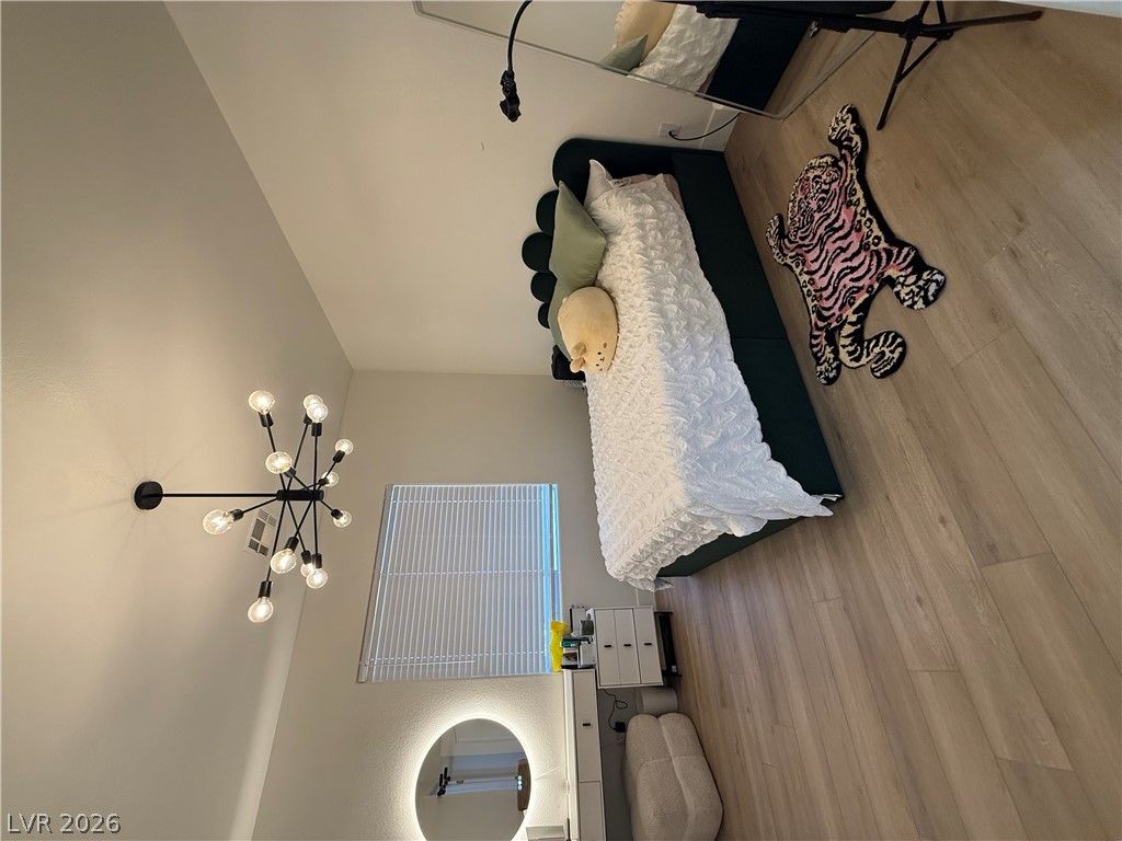 10852 Avenzano Street — photo 4 of 15