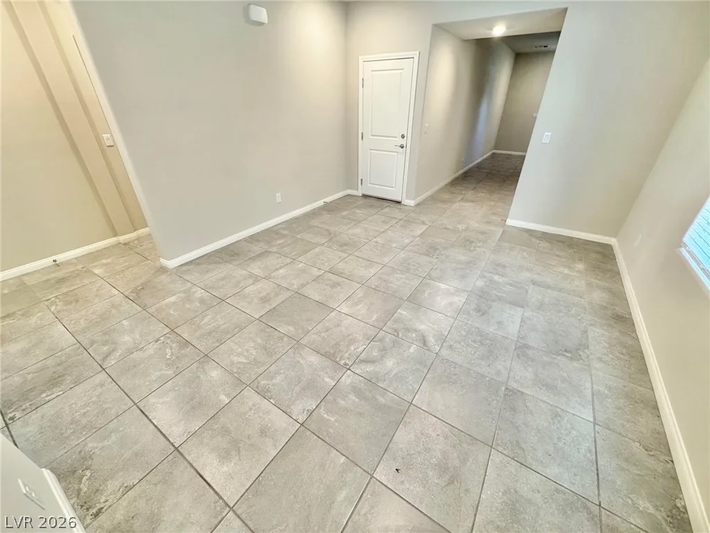 7526 Pink Mimosa Avenue — photo 4