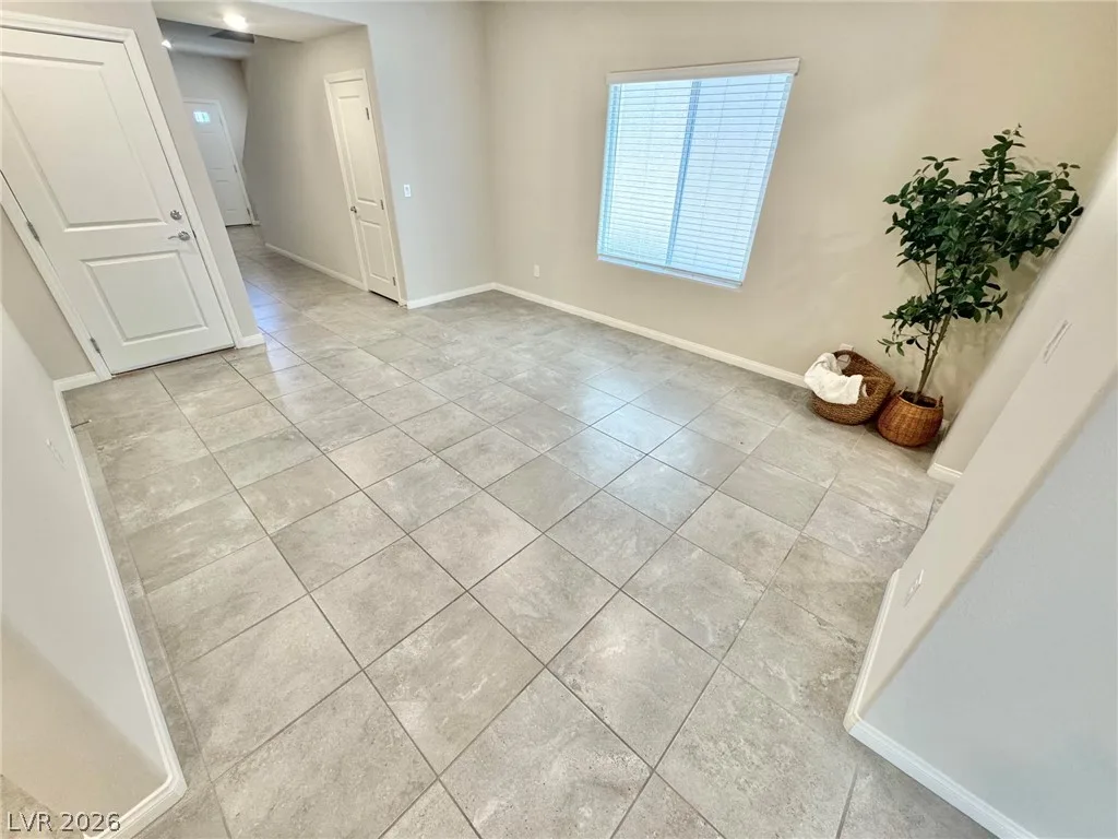 7526 Pink Mimosa Avenue — photo 5
