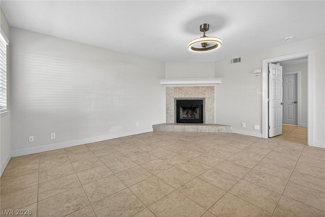 5330 Rod Court 102 — photo 2
