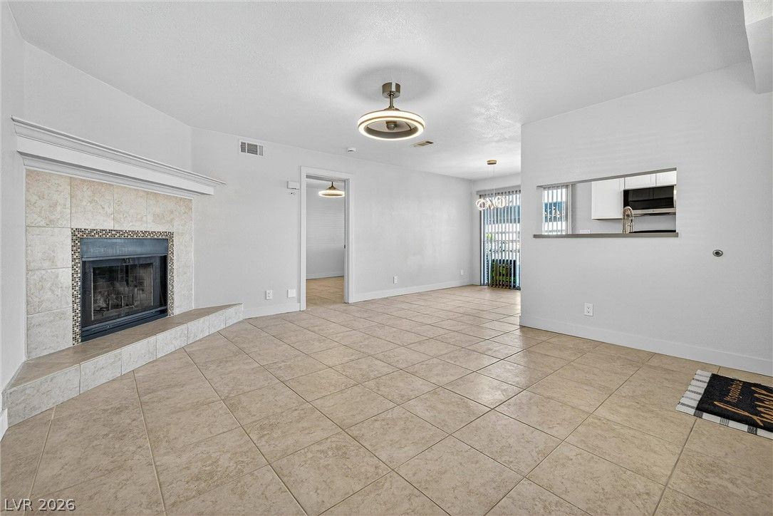 5330 Rod Court 102 — photo 4
