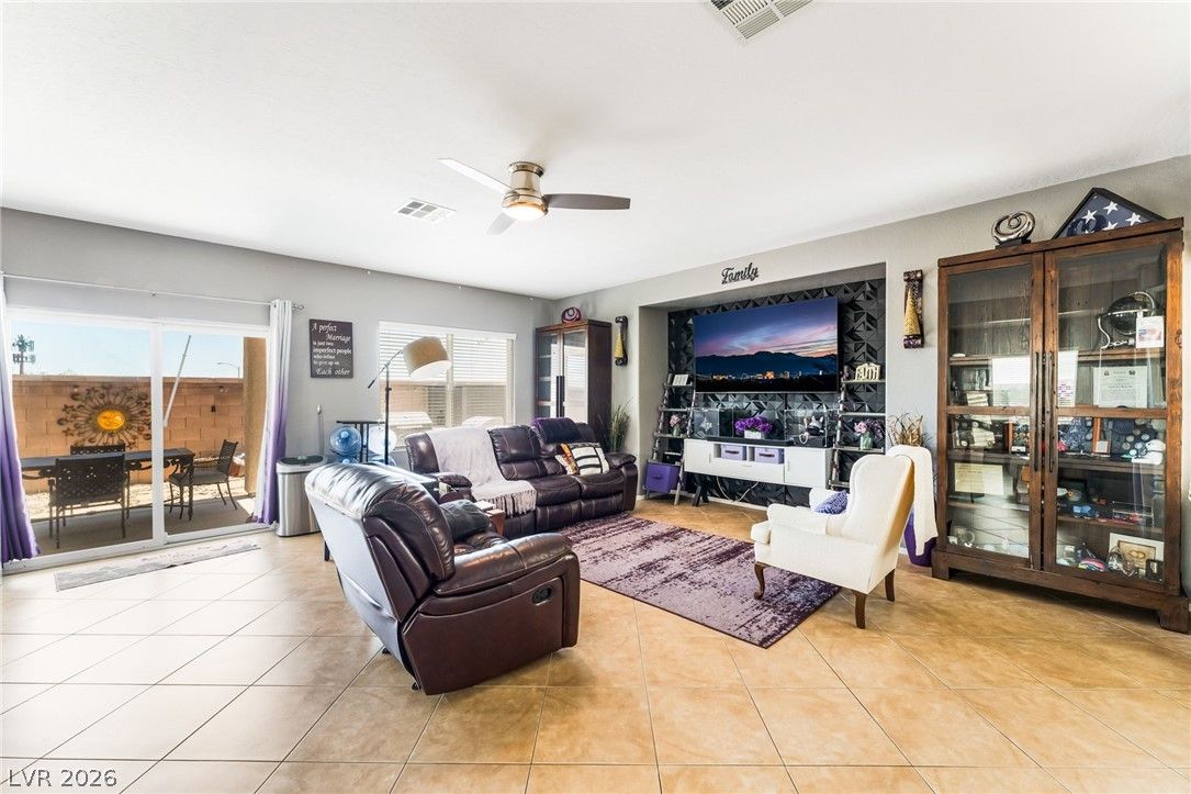 8120 Celina Hills Street — photo 5