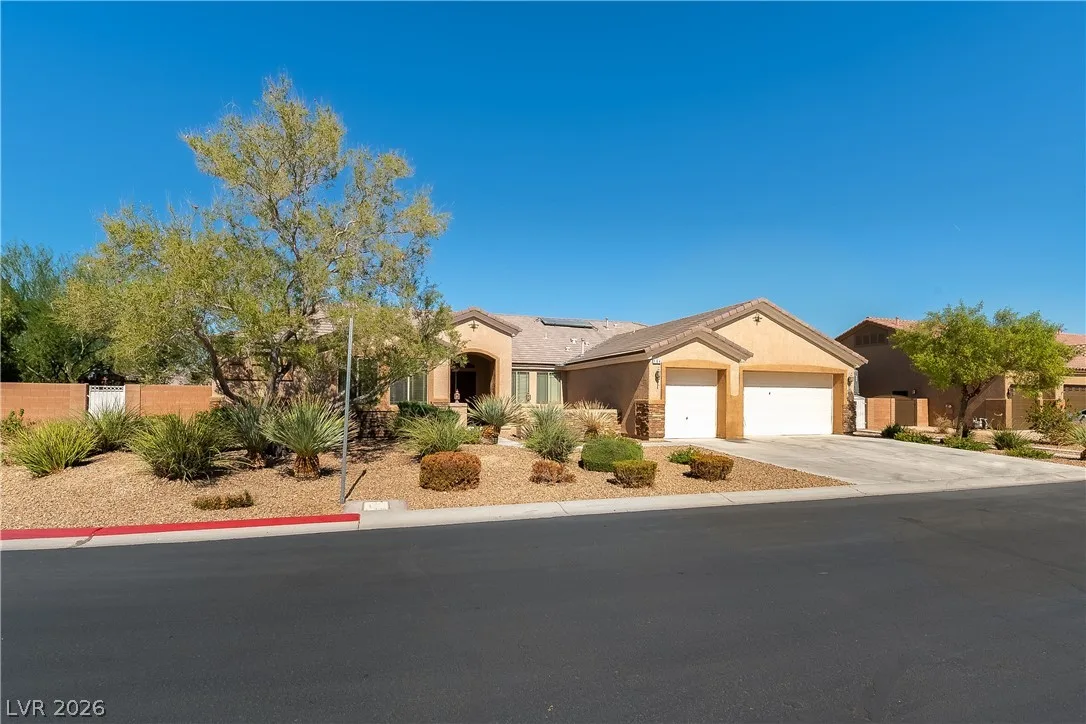 164 Glenbrook Estates Drive — photo 2