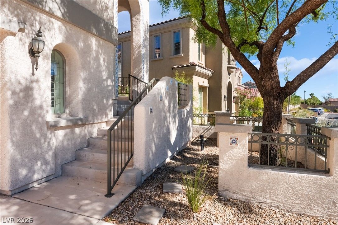 11824 Amistoso Lane — photo 4